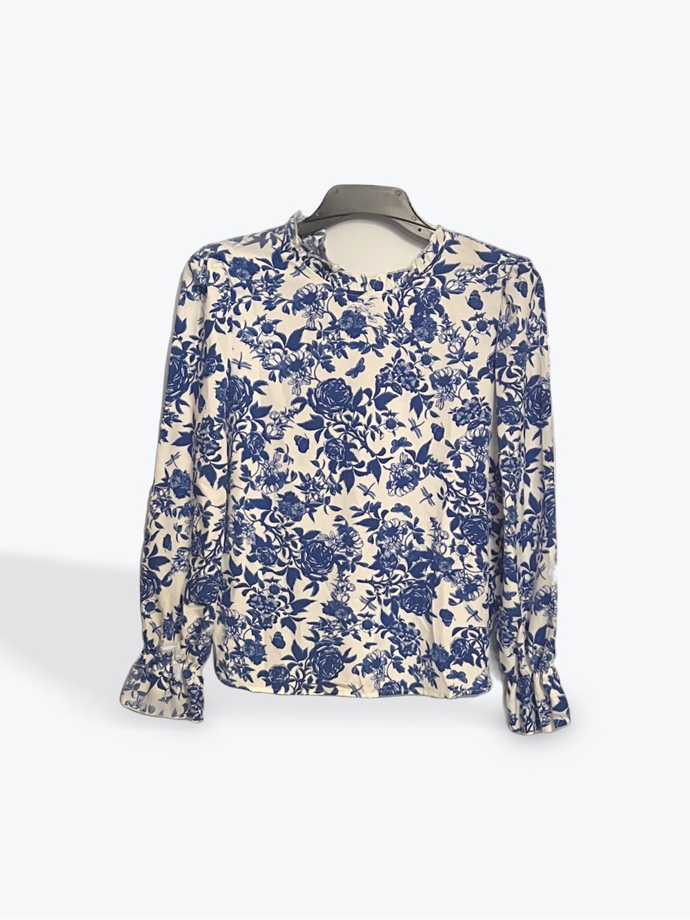 SHEIN Blue Floral Print Long Sleeve Blouse on Cream